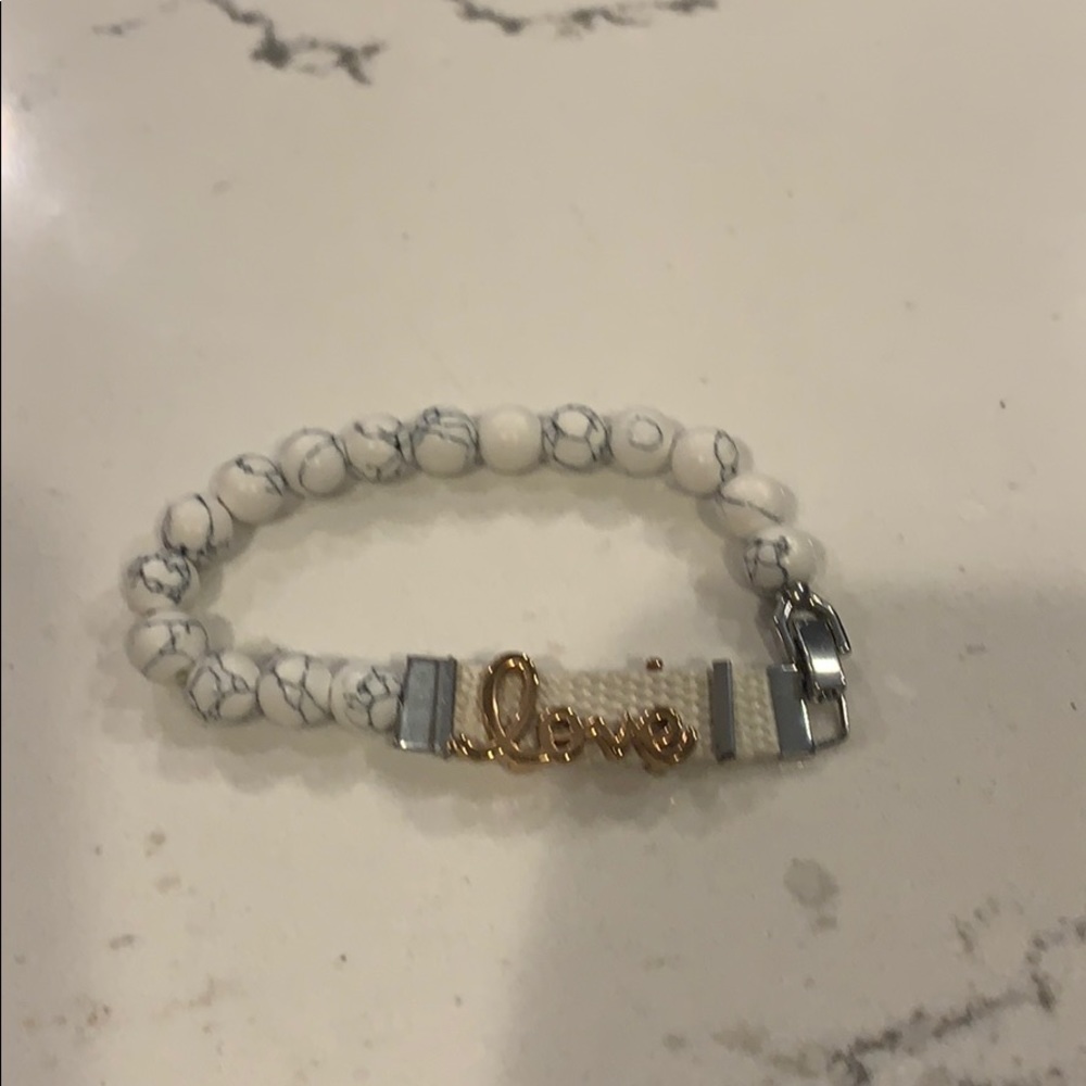Howlite bracelet